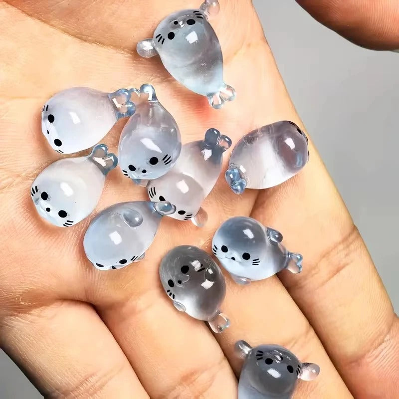 Glow-in-the-Dark Mini Seal Figurines (20-Piece Set)